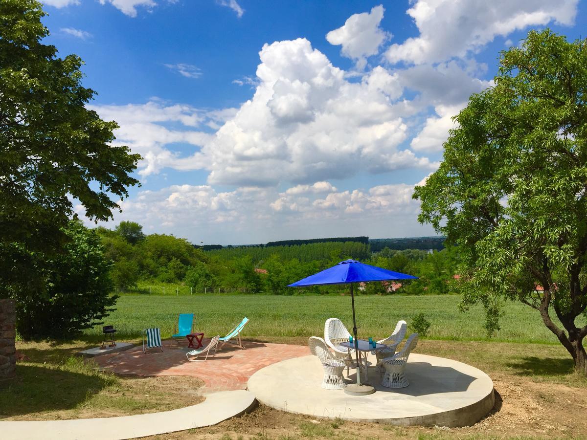 Honey Hill Apartment Fruska Gora Cerevic Luaran gambar